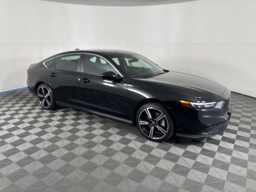 2023 Honda Accord Hybrid Sport photo 1