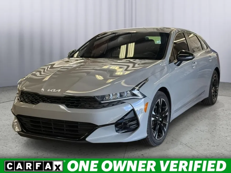 2023 Kia K5 GT-Line photo 1