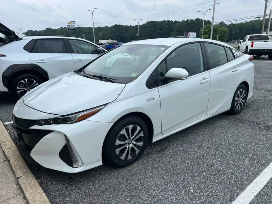 2021 Toyota Prius Prime XLE photo 1