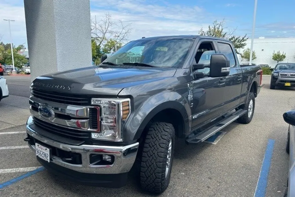 2019 Ford F-250 XLT photo 1