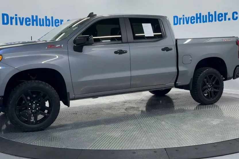 2021 Chevrolet Silverado 1500 LT Trail Boss photo 1