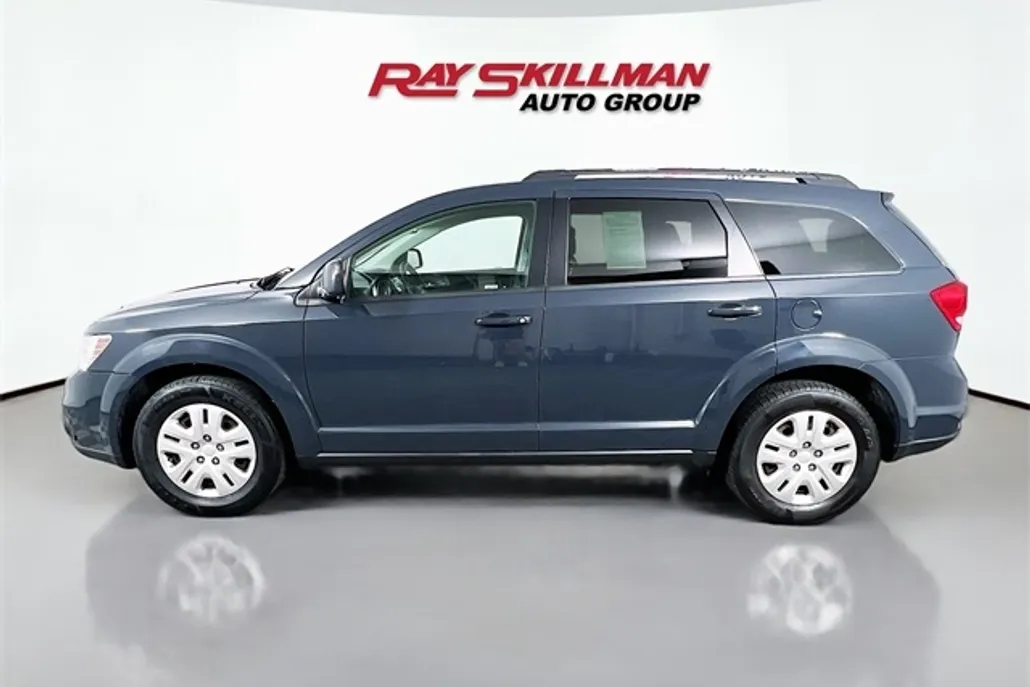 2018 Dodge Journey SXT photo 1