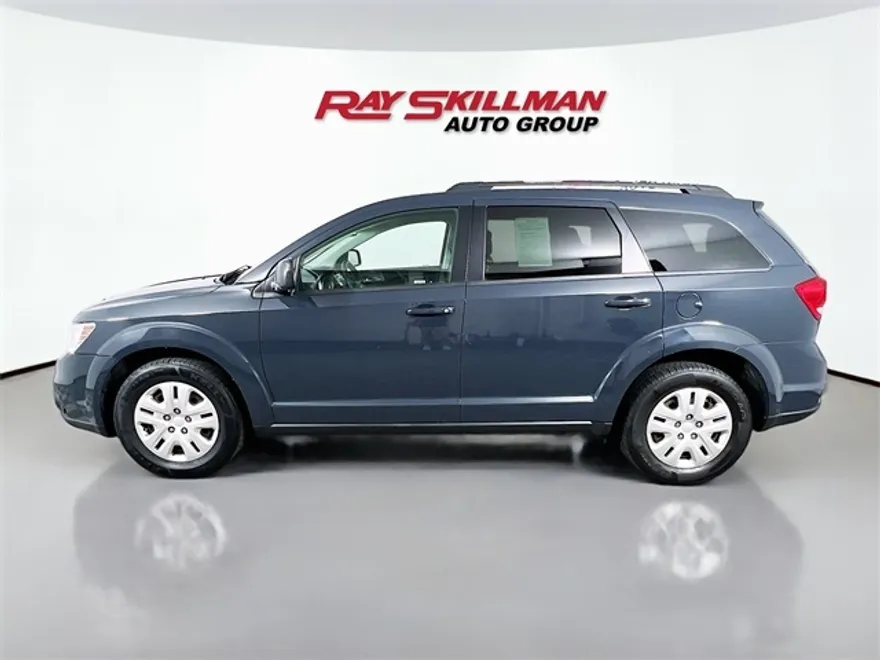 2018 Dodge Journey SXT photo 1