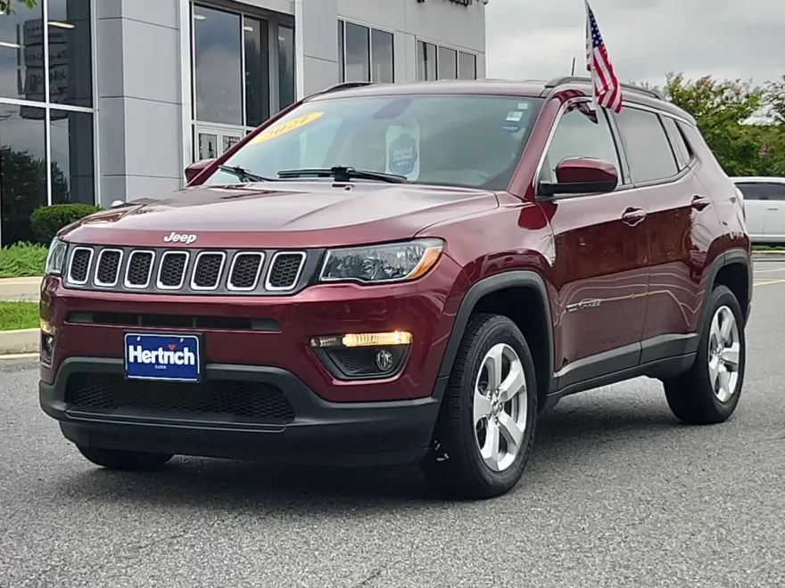 2021 Jeep Compass Latitude photo 1