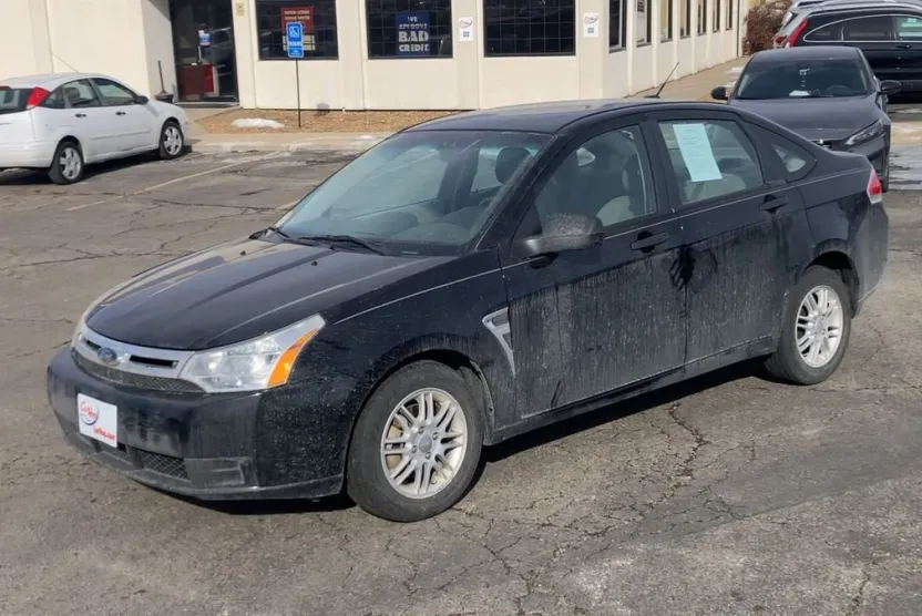 2008 Ford Focus SE photo 1