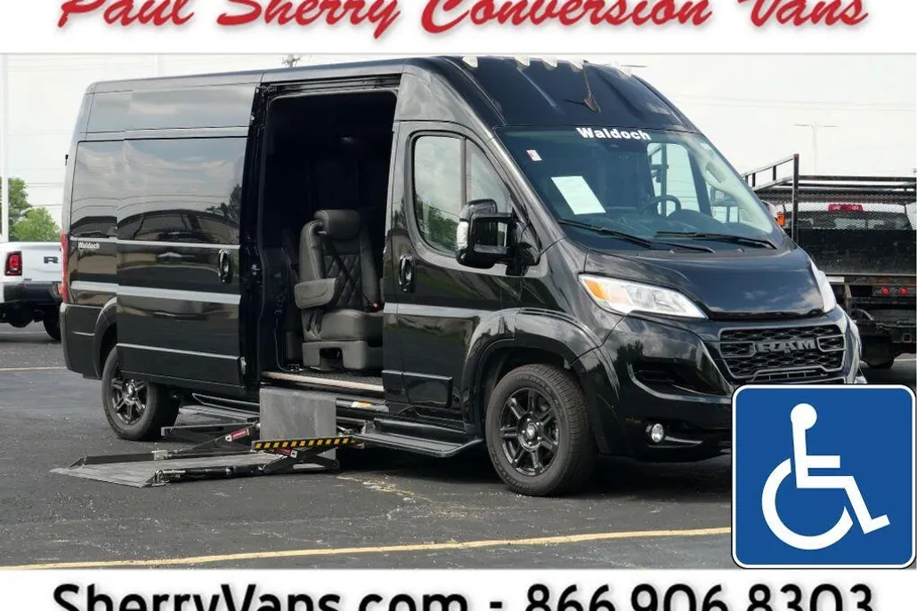 2023 Ram ProMaster 2500 Window Van photo 1