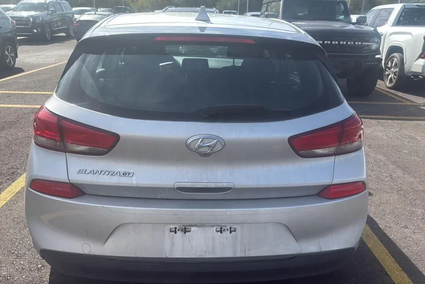 2018 Hyundai Elantra GT photo 1