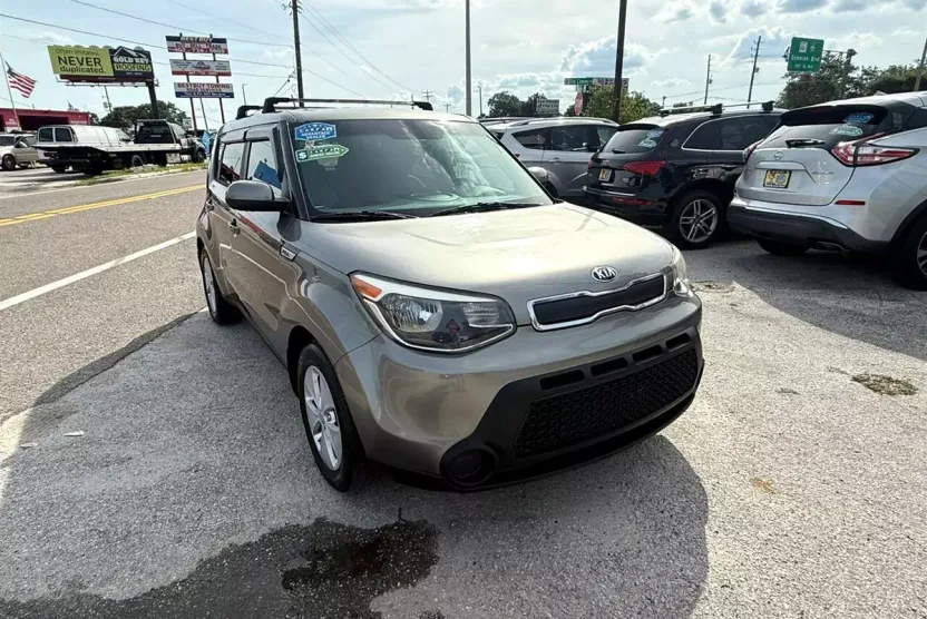 2016 Kia Soul Plus photo 1