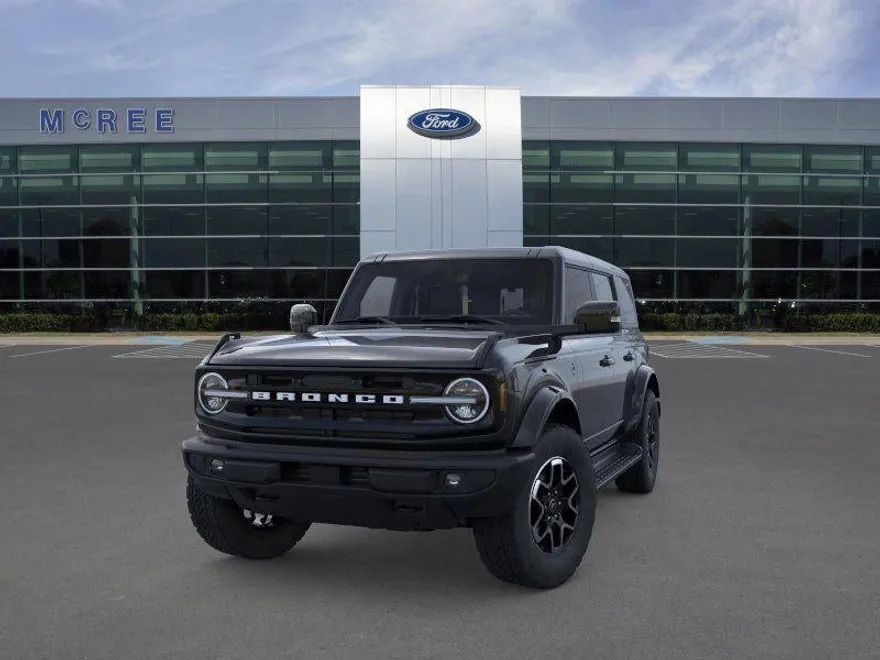 2025 Ford Bronco Outer Banks photo 1
