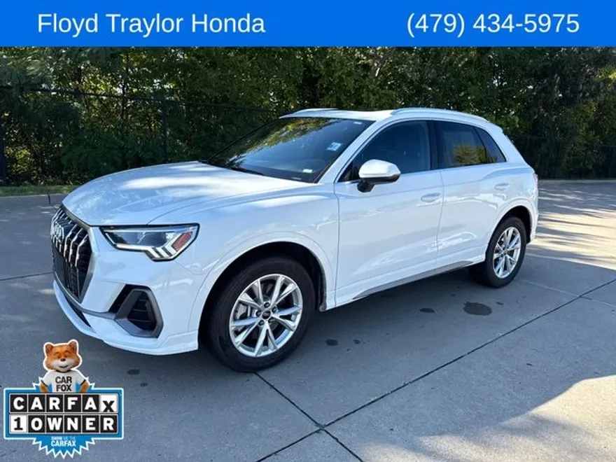 2023 Audi Q3 S line Premium photo 1