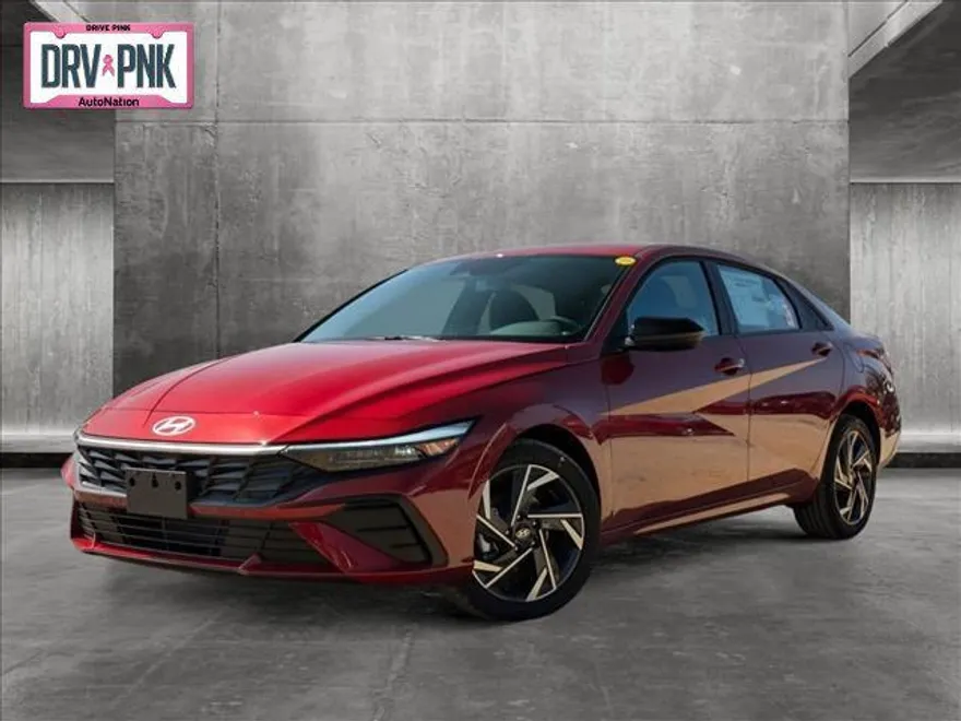 2025 Hyundai Elantra SEL Sport photo 1