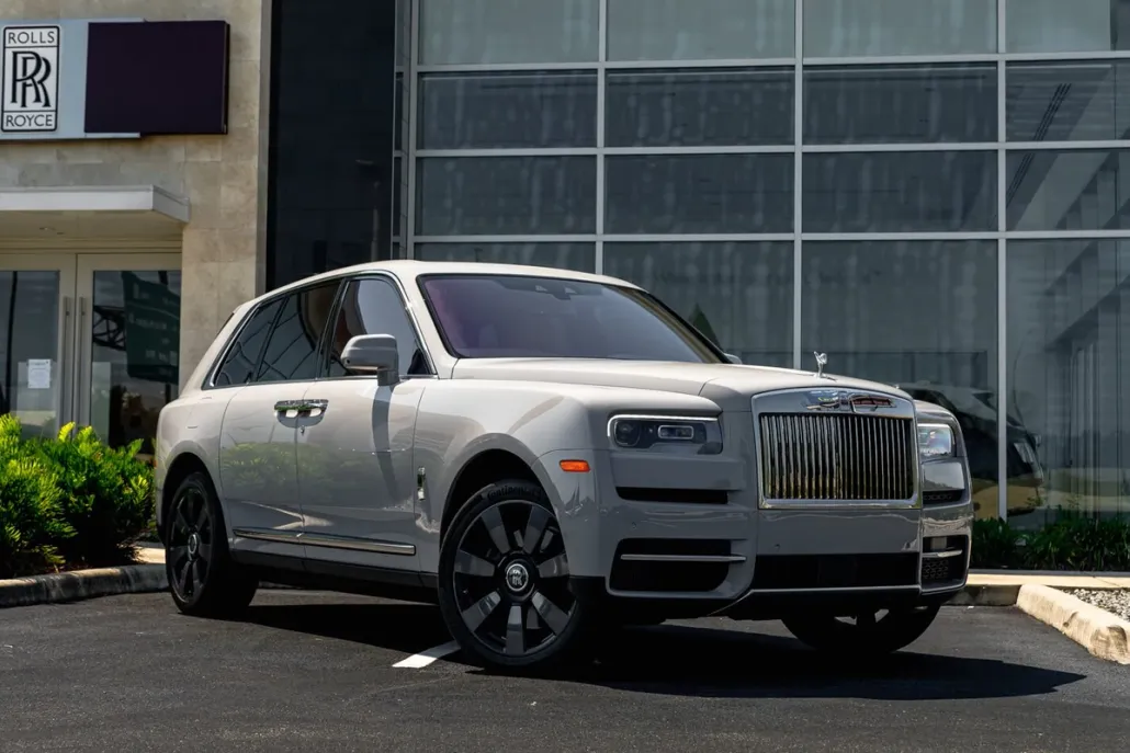 2023 Rolls Royce Cullinan RR31 photo 1
