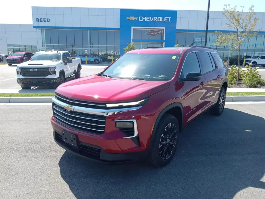 2026 Chevrolet Traverse photo 1