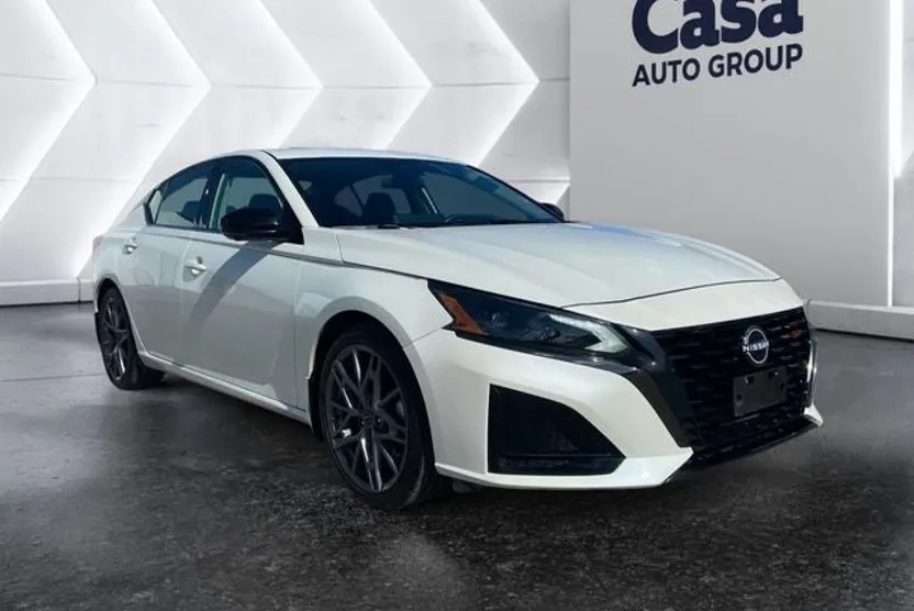 2024 Nissan Altima SR VC-Turbo photo 1