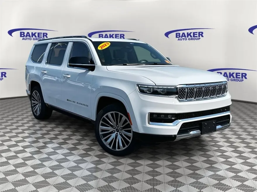 2023 Jeep Grand Wagoneer III photo 1
