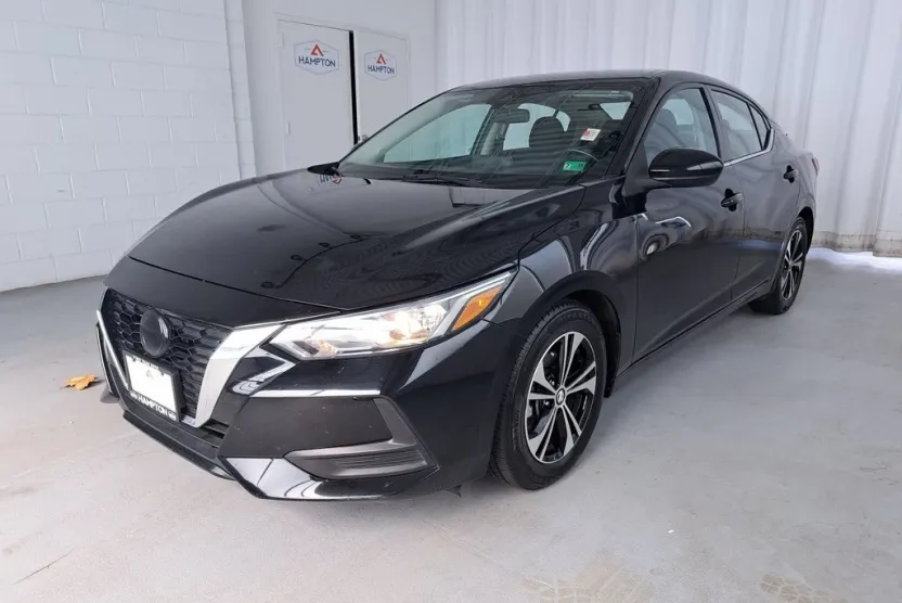 2022 Nissan Sentra SV photo 1