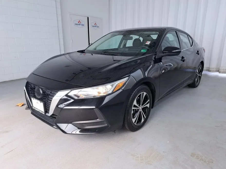 2022 Nissan Sentra SV photo 1
