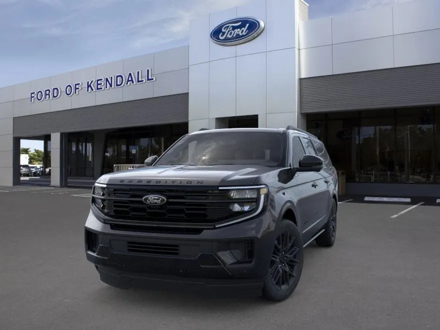 2025 Ford Expedition MAX Platinum photo 1