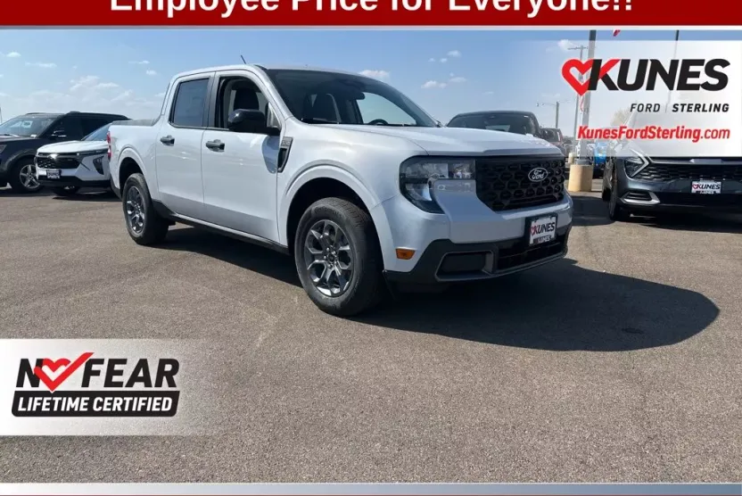 2025 Ford Maverick XLT photo 1