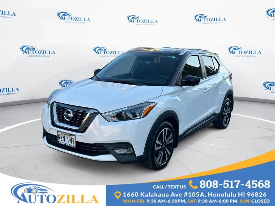 2019 Nissan Kicks SR photo 1