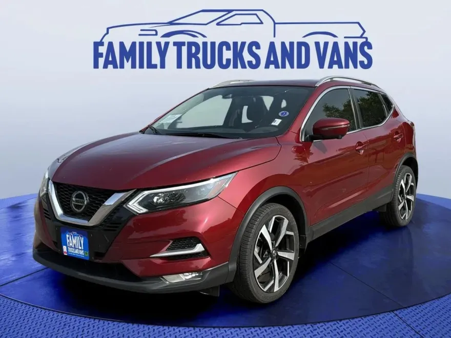 2020 Nissan Rogue Sport SL photo 1