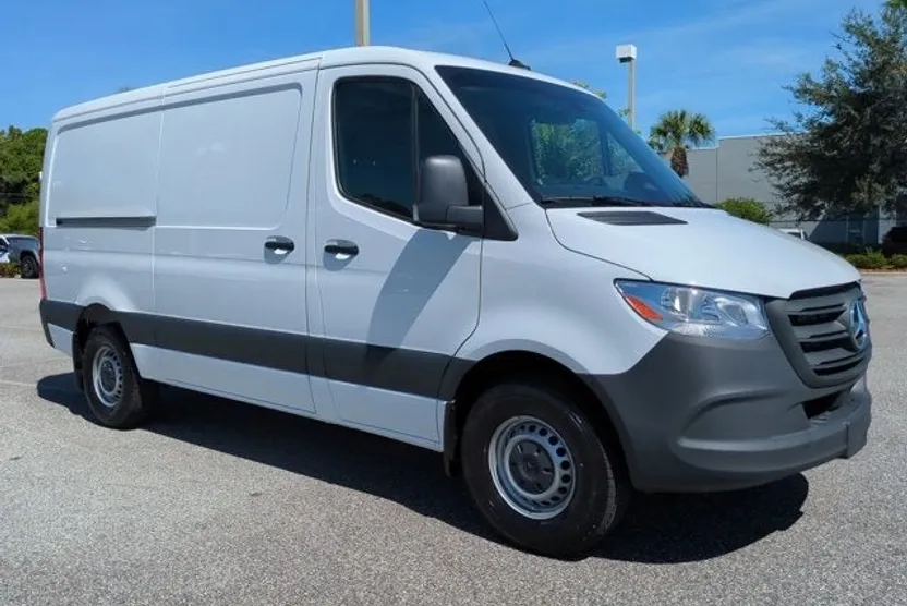 2025 Mercedes Benz Sprinter Cargo Van 2500 Standard Roof photo 1