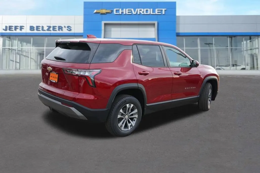 2026 Chevrolet Equinox LT photo 1