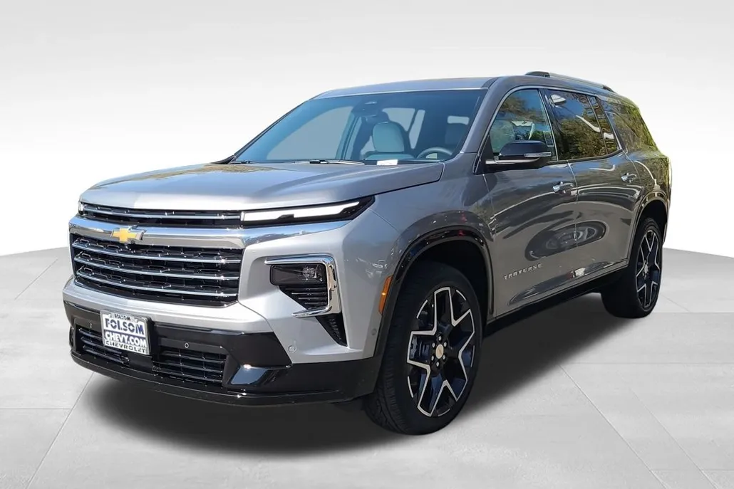 2026 Chevrolet Traverse High Country photo 1