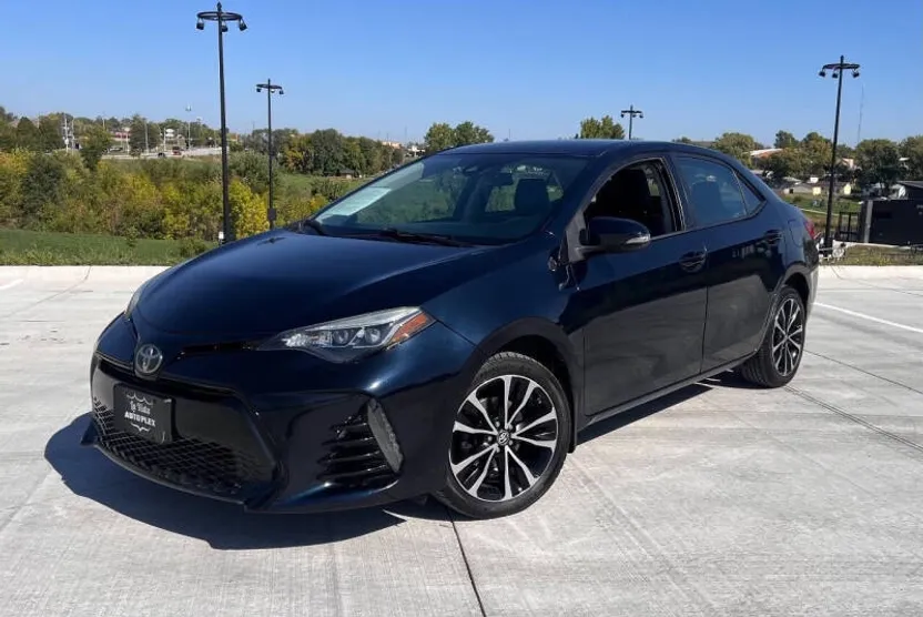 2017 Toyota Corolla XLE XSE Special Edition photo 1