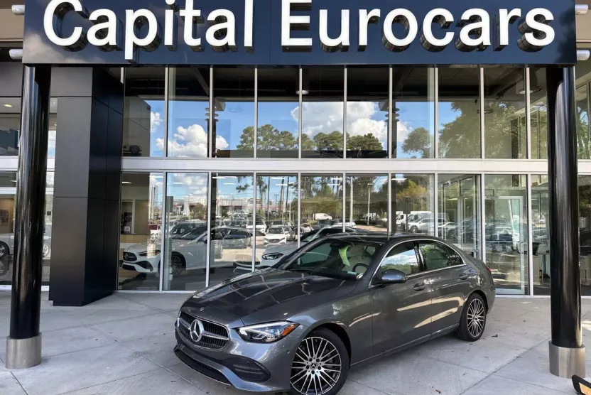 2024 Mercedes Benz C Sedan 300 photo 1