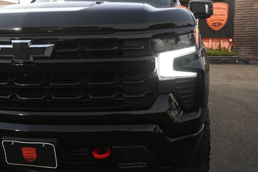 2022 Chevrolet Silverado 1500 RST photo 1