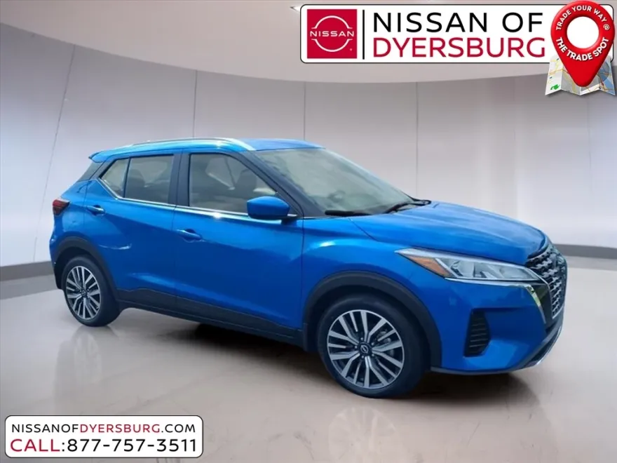 2022 Nissan Kicks SV photo 1