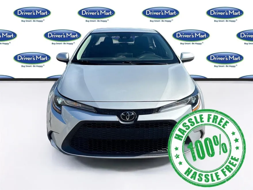 2022 Toyota Corolla LE photo 1