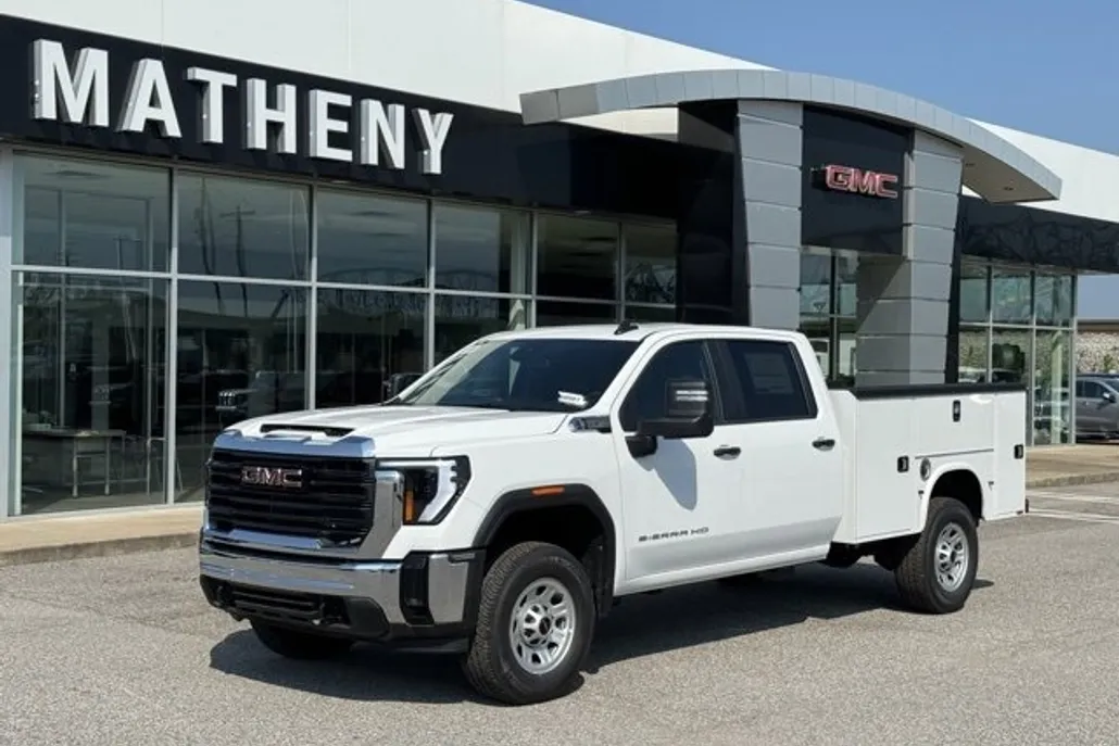 2025 Gmc Sierra 3500 HD Pro photo 1