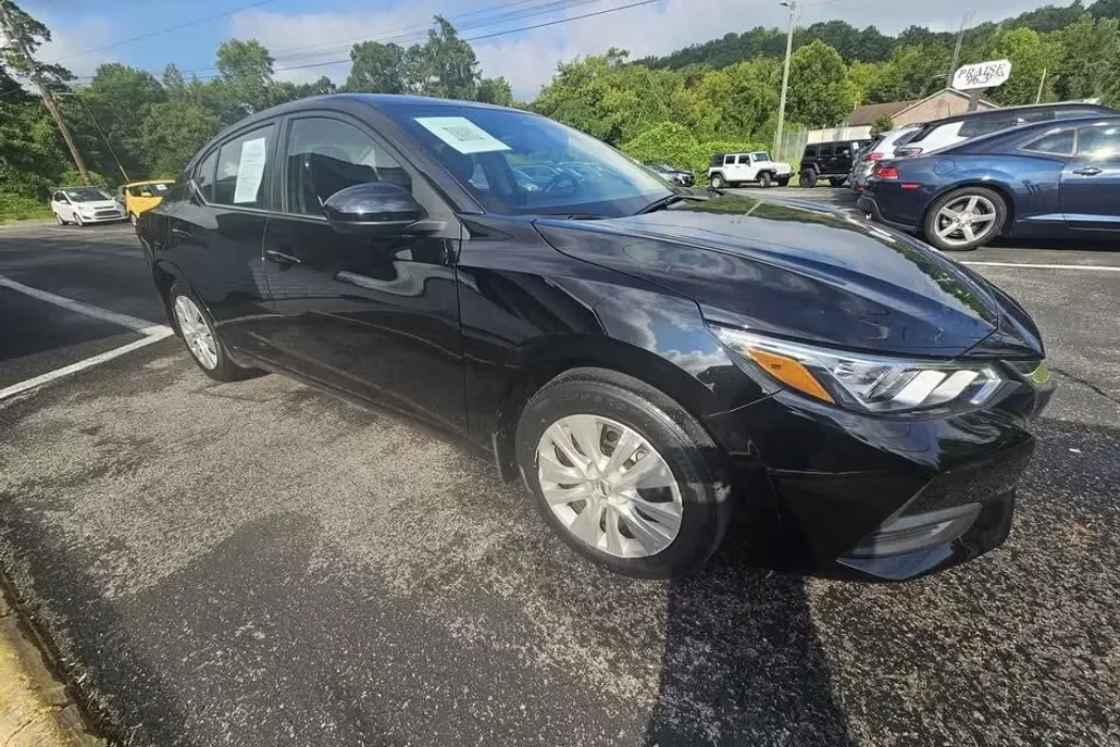 2023 Nissan Sentra S photo 1