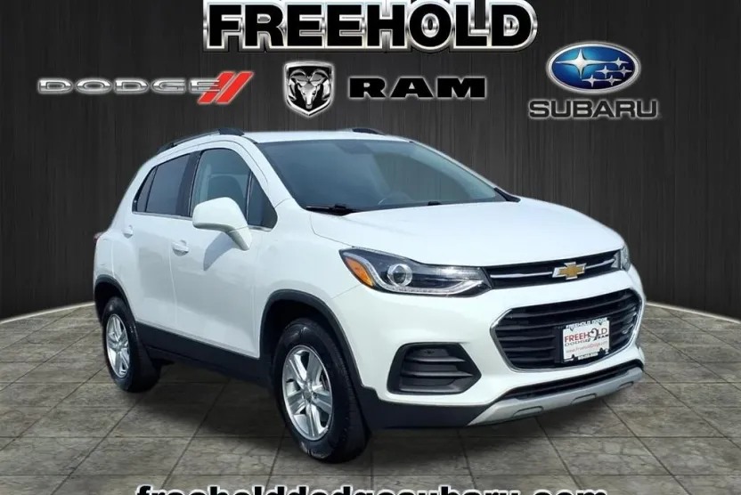 2019 Chevrolet Trax LT photo 1