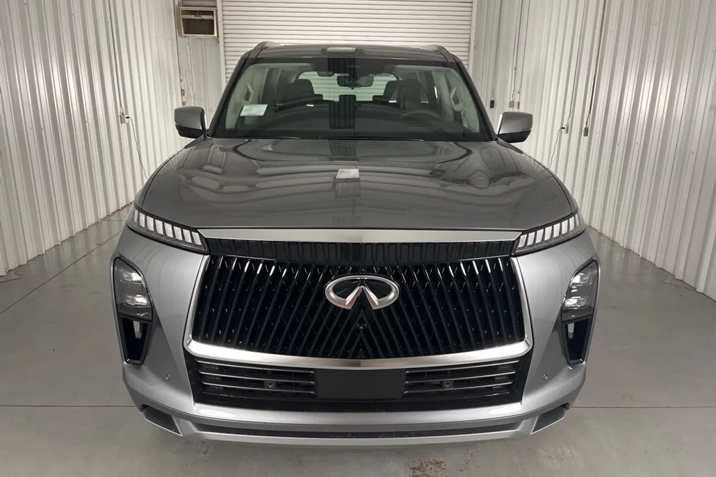 2025 Infiniti QX80 Sensory photo 1