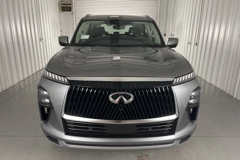 2025 Infiniti QX80 Sensory photo 1