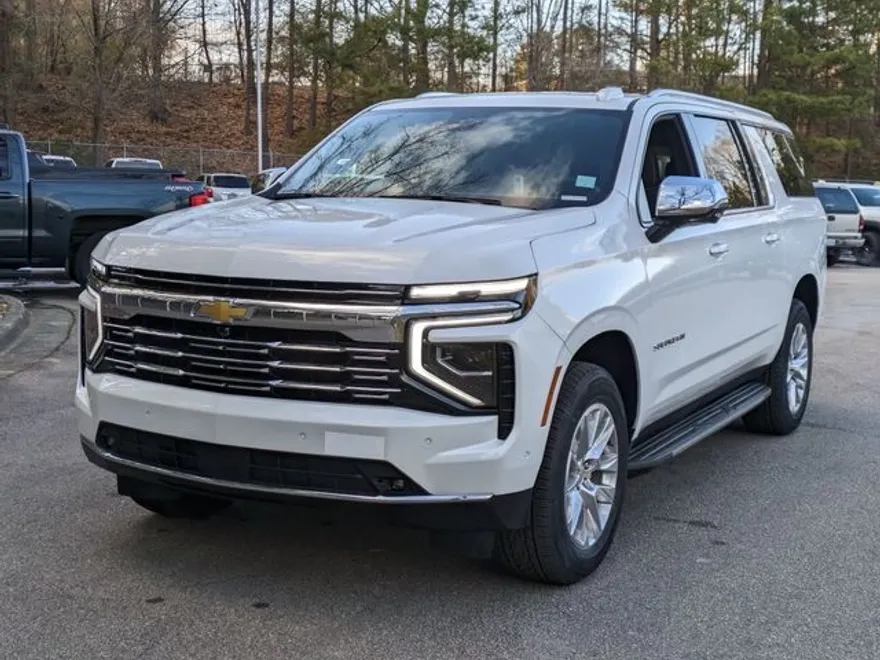 2025 Chevrolet Suburban Premier photo 1