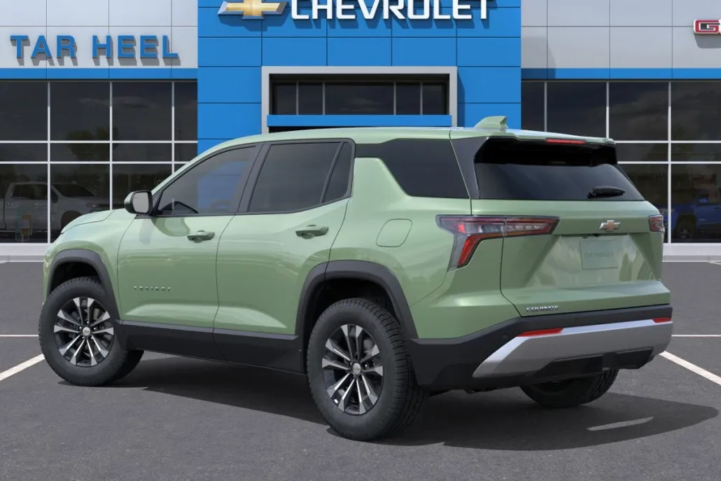 2026 Chevrolet Equinox LT photo 1