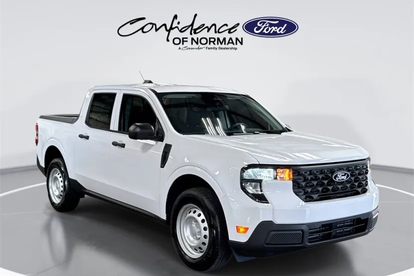 2025 Ford Maverick XL photo 1