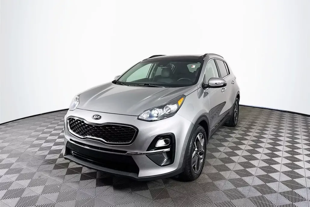 2022 Kia Sportage EX photo 1