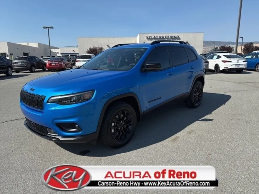 2023 Jeep Cherokee Altitude Lux photo 1