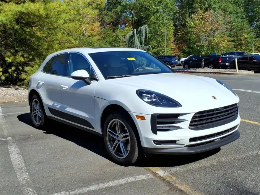2019 Porsche Macan S photo 1
