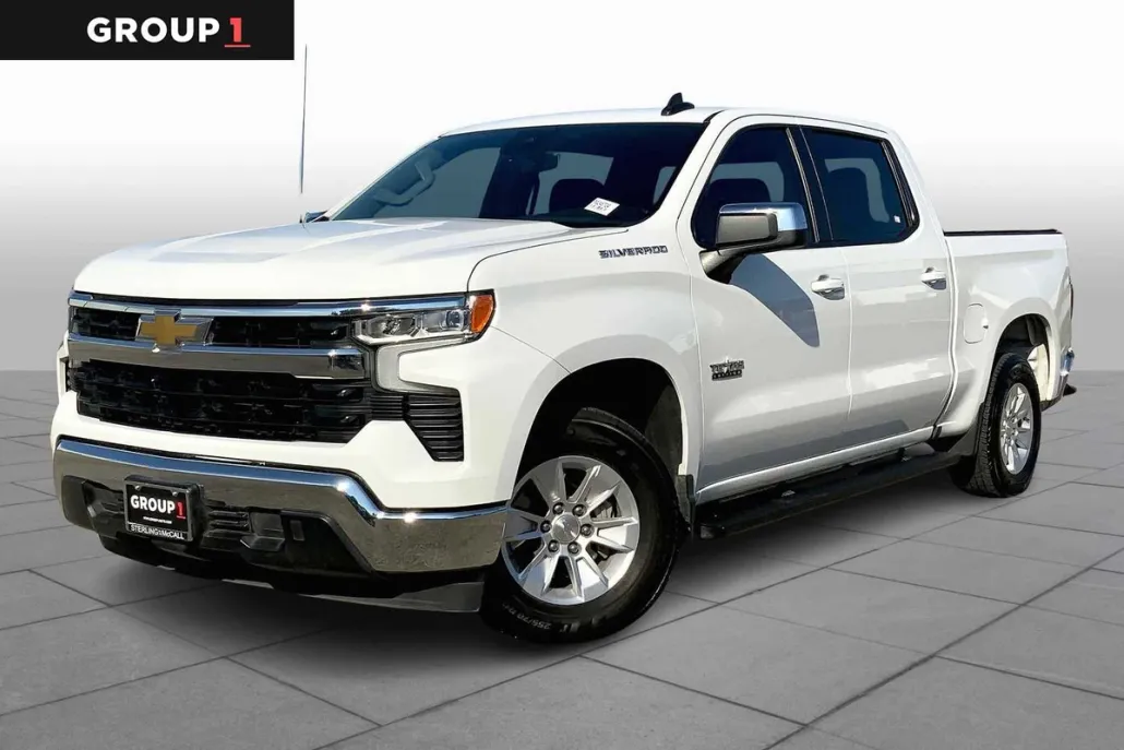 2023 Chevrolet Silverado 1500 LT photo 1