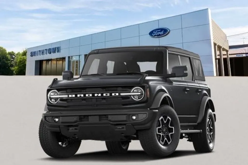 2025 Ford Bronco Outer Banks photo 1