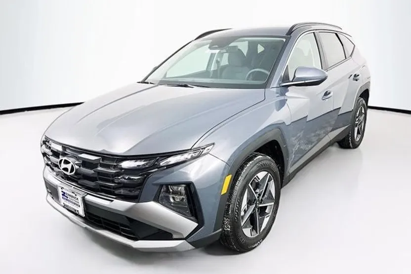 2025 Hyundai Tucson SEL photo 1