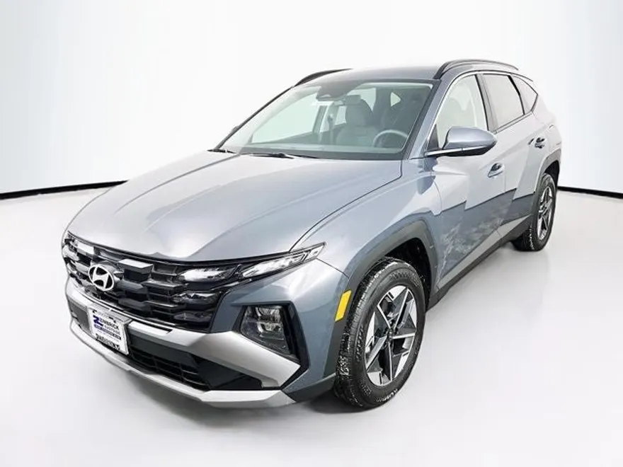2025 Hyundai Tucson SEL photo 1