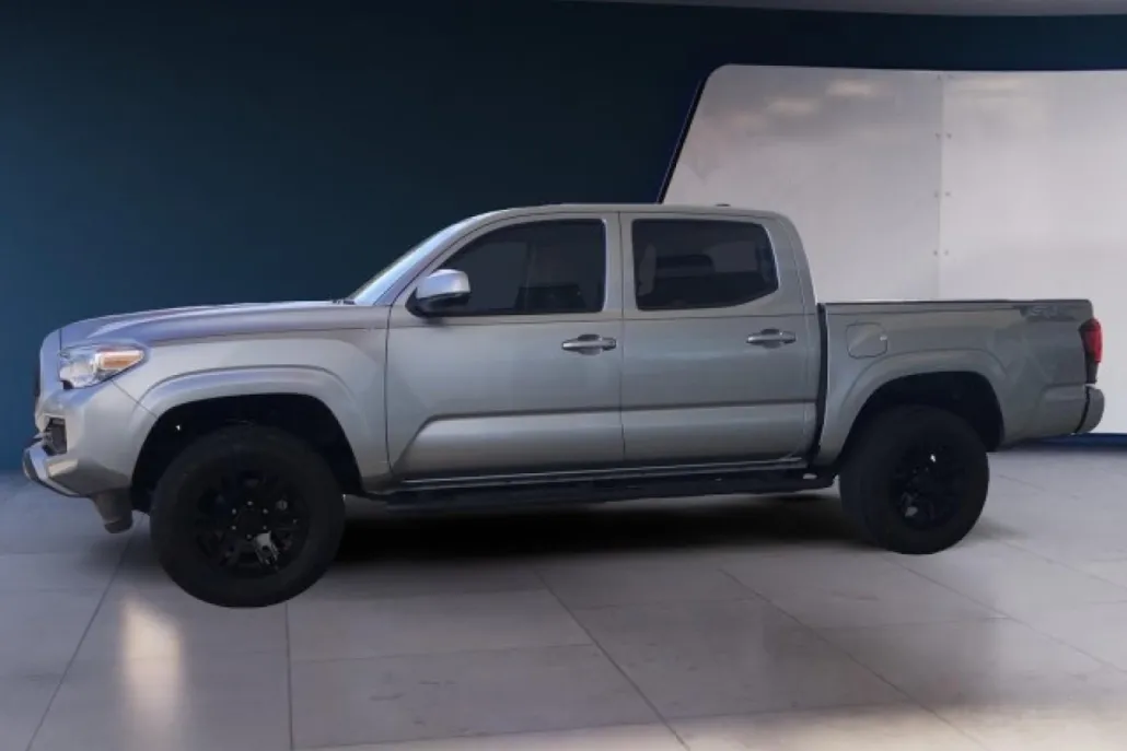 2022 Toyota Tacoma 4x4 SR Double Cab V6 photo 1