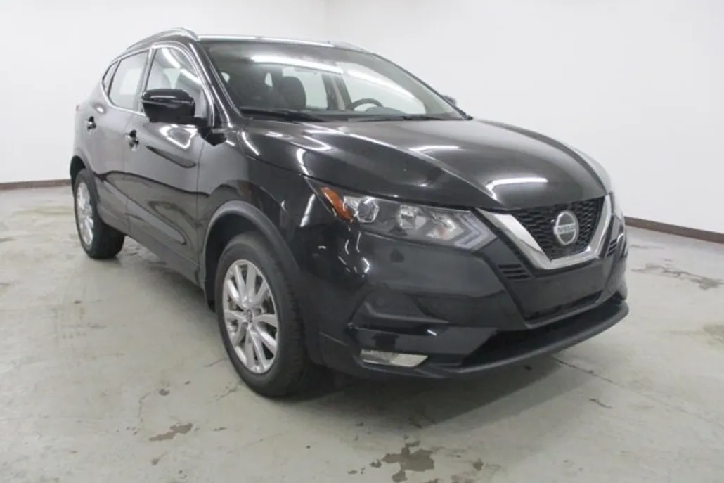 2020 Nissan Rogue Sport SV photo 1